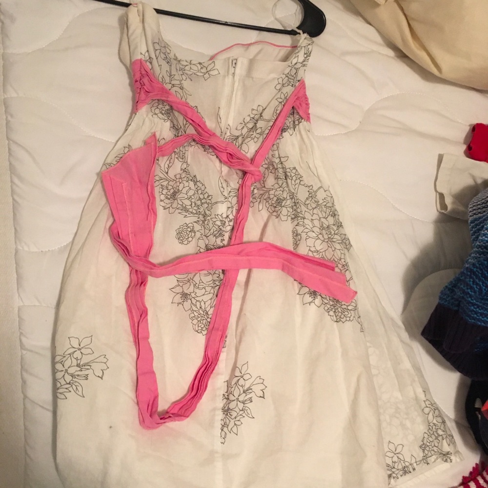 Dress - Picture 2 of 2